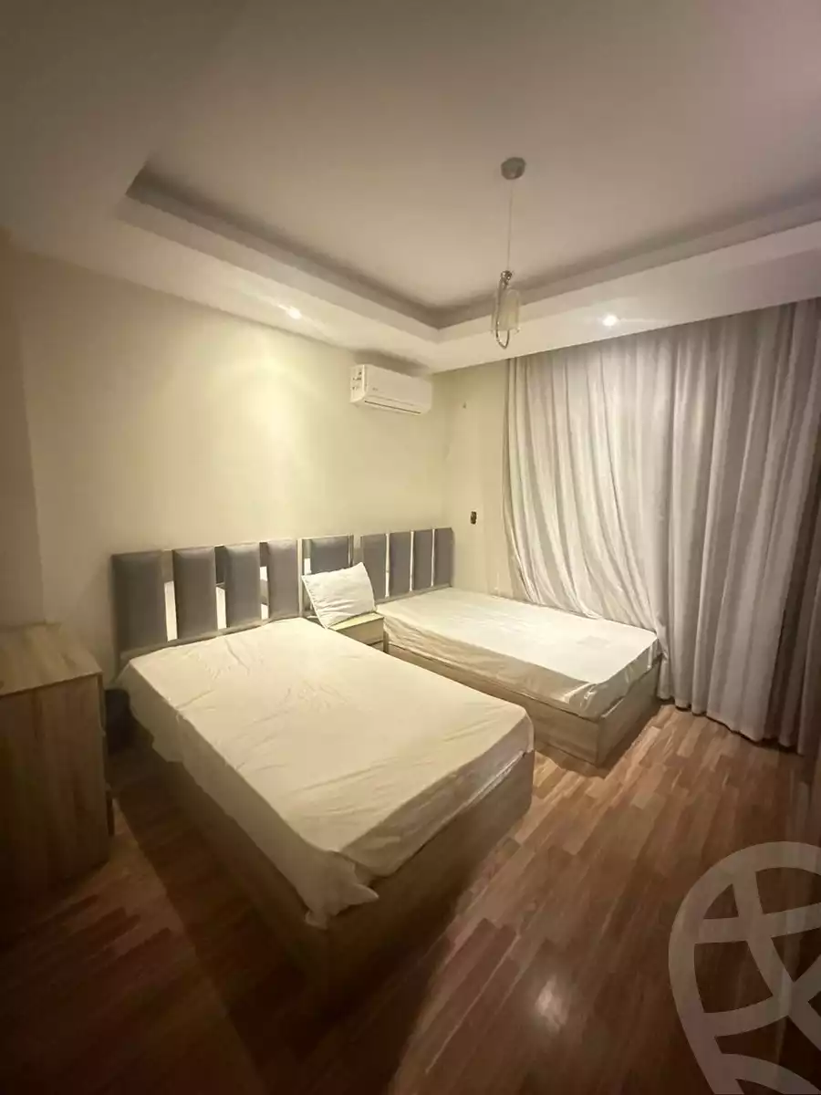 https://aqarmap.com.eg/en/listing/5980450-for-sale-cairo-el-sheikh-zayed-city-compounds-dh-drys
