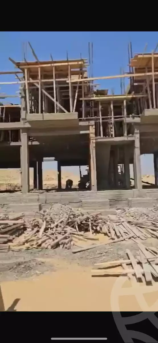 https://aqarmap.com.eg/en/listing/5975049-for-sale-cairo-new-cairo-compounds-telal-east-compound-roya