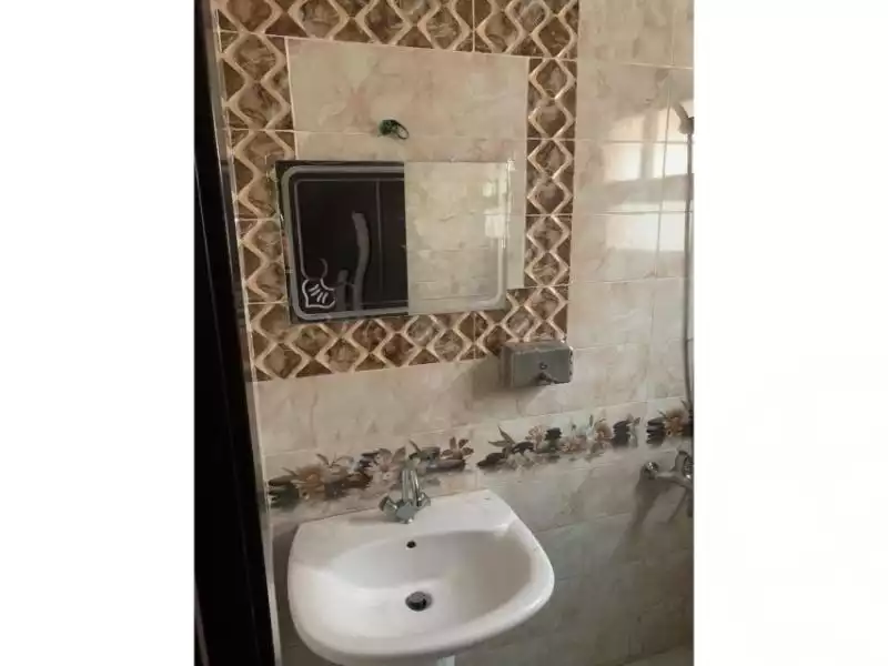https://aqarmap.com.eg/ar/listing/5980468-for-rent-cairo-new-cairo-madinaty-eleventh-zone-buildings-group-113