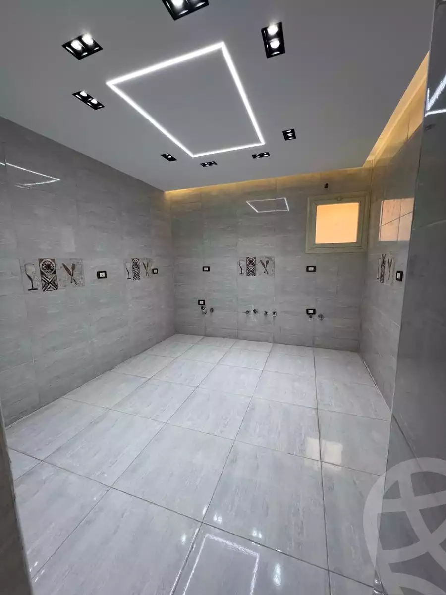 https://aqarmap.com.eg/ar/listing/5980878-for-sale-cairo-el-sheikh-zayed-city-compounds-el-khamayel