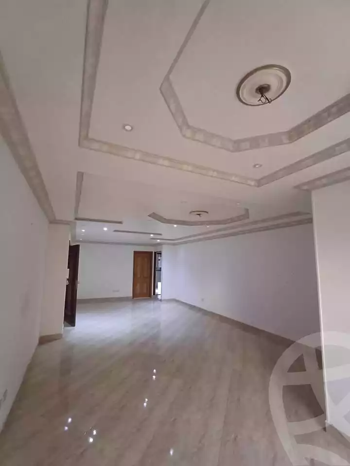 https://aqarmap.com.eg/ar/listing/5981412-for-rent-cairo-mokattam-lhdb-l-ly-skoda