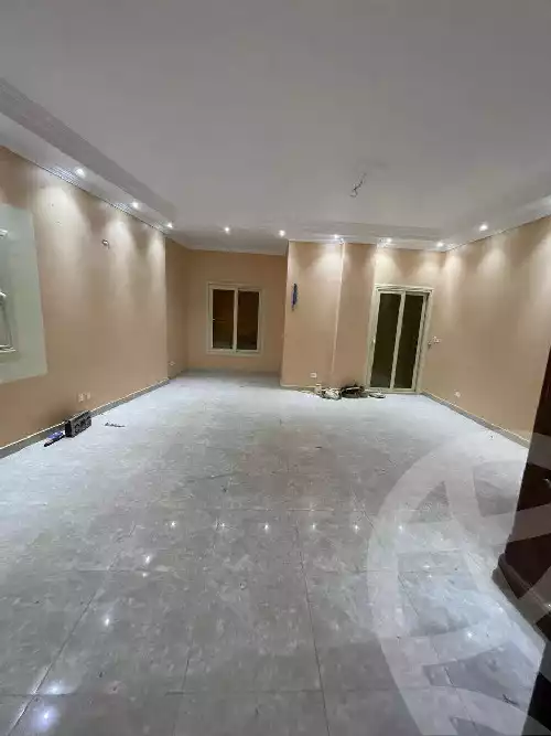 https://aqarmap.com.eg/en/listing/5982024-for-sale-cairo-new-cairo-sharq-el-akadamiya-mohammad-othman-st
