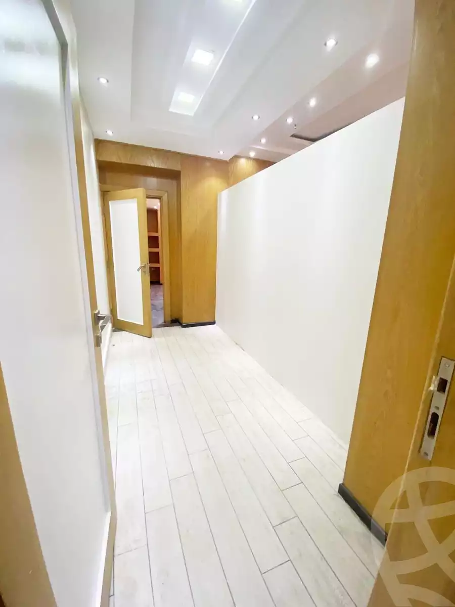 https://aqarmap.com.eg/ar/listing/5982128-for-rent-cairo-new-cairo-90th-street-south-teseen-st