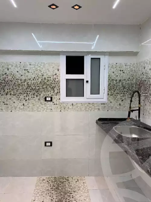 https://aqarmap.com.eg/en/listing/5982130-for-sale-alexandria-fleming-abd-el-fattah-el-taweel-st