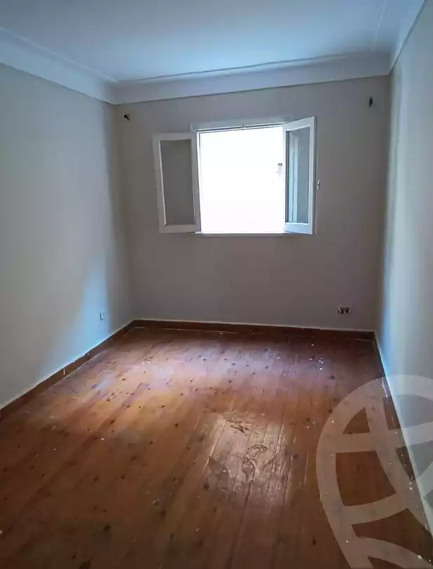 https://aqarmap.com.eg/en/listing/5982196-for-sale-alexandria-zezenia-ibrahim-el-attar-st