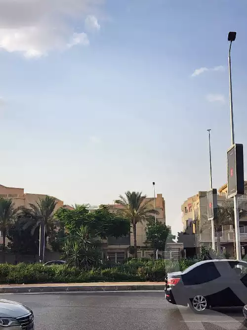 https://aqarmap.com.eg/ar/listing/5982287-for-rent-cairo-new-cairo-90th-street-northern-90th-street