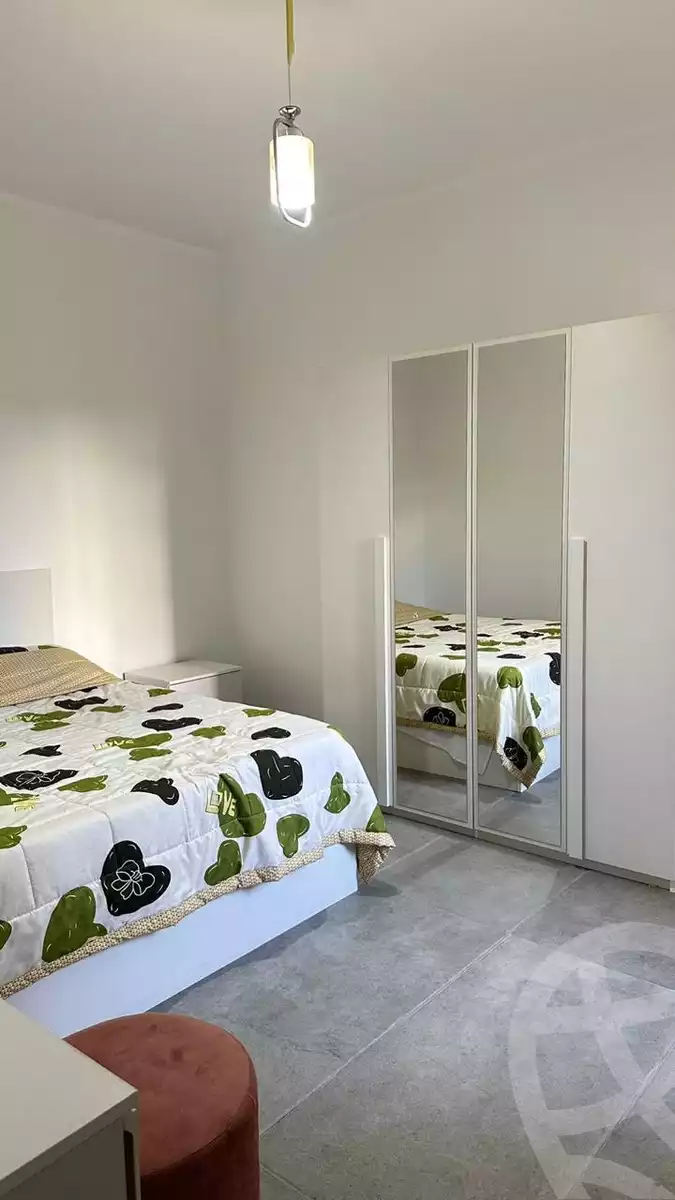 https://aqarmap.com.eg/en/listing/5982644-for-sale-cairo-el-sheikh-zayed-city-compounds-dh-drys