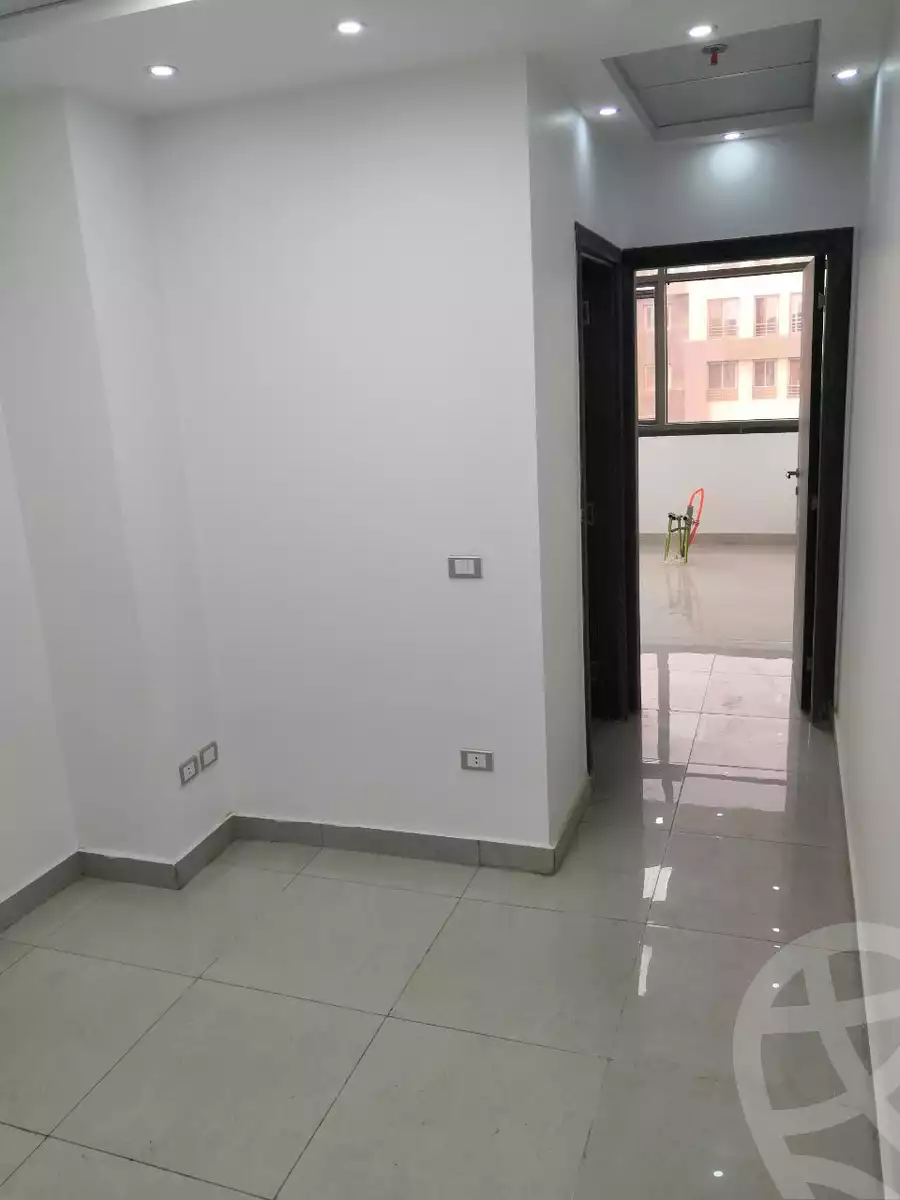 https://aqarmap.com.eg/en/listing/5983787-for-rent-cairo-el-shorouk-compounds-twn-sntr-mwl-lwtny-l-qry