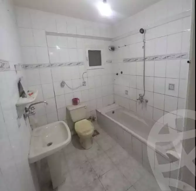 https://aqarmap.com.eg/en/listing/5984741-for-sale-alexandria-l-jmy-lbytsh-princess-st