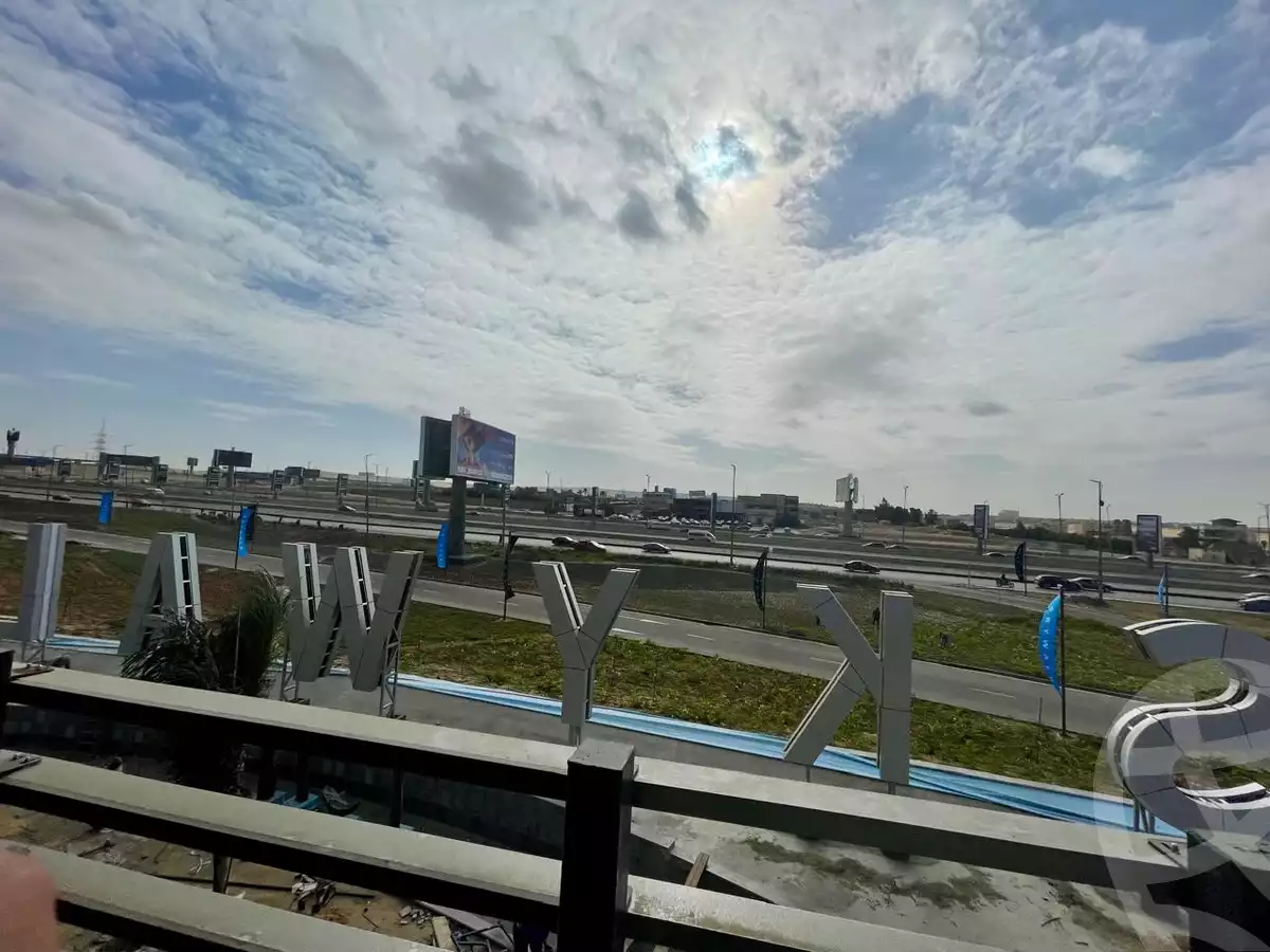 https://aqarmap.com.eg/en/listing/5986284-for-sale-cairo-el-sheikh-zayed-city-alex-cairo-desert-road-kmbwnd-fy-tryq-skndry-lshrwy