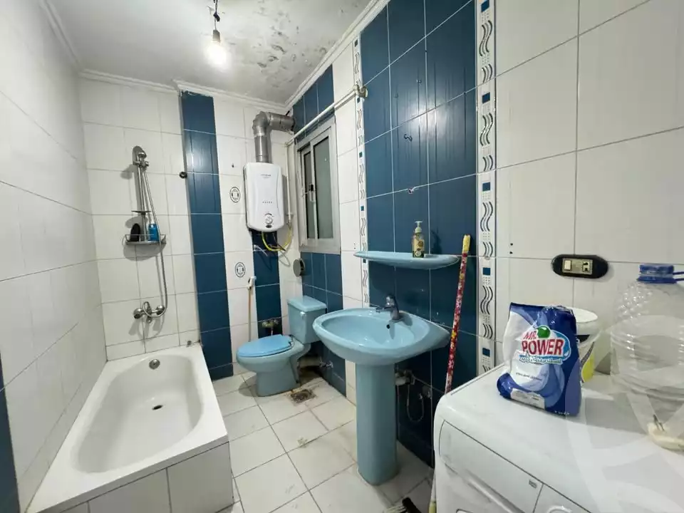 https://aqarmap.com.eg/en/listing/5986646-for-rent-alexandria-zezenia-ibrahim-el-attar-st