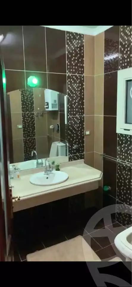 https://aqarmap.com.eg/ar/listing/5986971-for-rent-cairo-mokattam-lhdb-l-ly