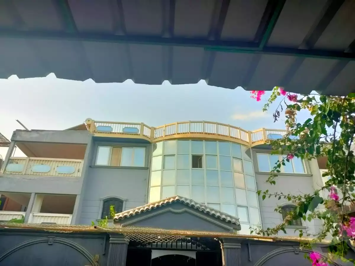 https://aqarmap.com.eg/ar/listing/5987061-for-sale-cairo-el-sheikh-zayed-city-compounds-sulaymaniyah-gardens