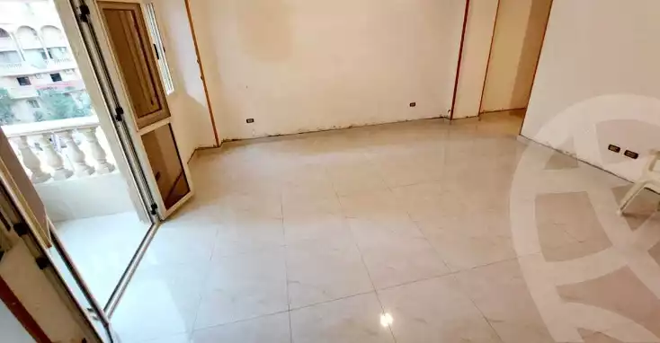 https://aqarmap.com.eg/en/listing/5988041-for-sale-cairo-mokattam-el-hadabah-el-wosta-8th-zone