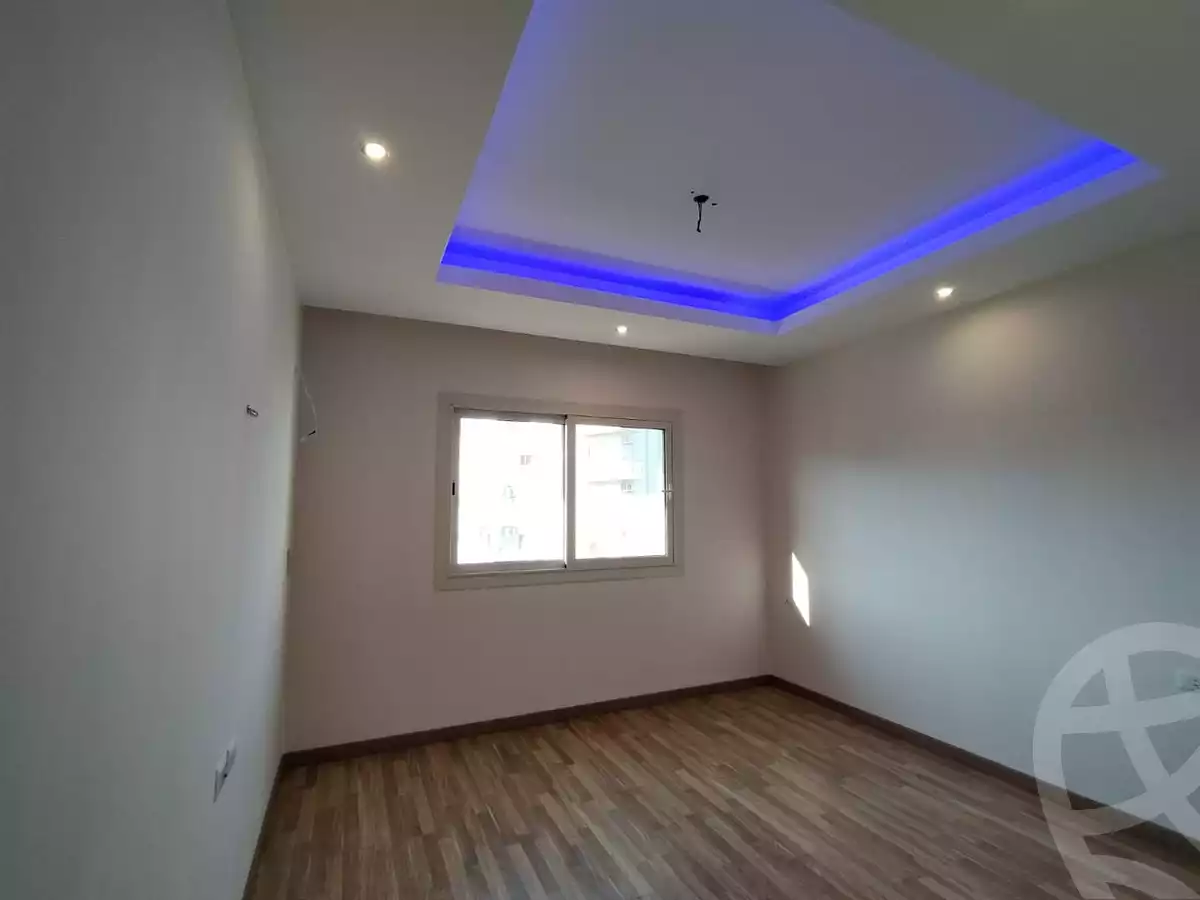 https://aqarmap.com.eg/en/listing/5988154-for-sale-cairo-el-sheikh-zayed-city-compounds-dh-drys