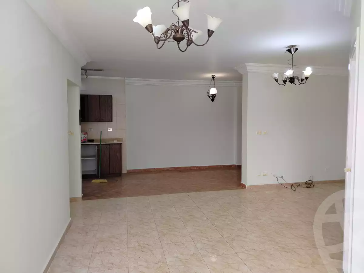 https://aqarmap.com.eg/en/listing/5989024-for-rent-cairo-new-cairo-lrhb-city-phase-4-mostafa-el-nahaas-st