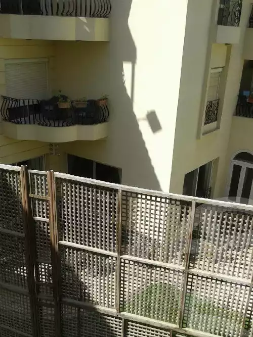 https://aqarmap.com.eg/en/listing/5989205-for-sale-cairo-new-cairo-el-ahyaa-first-neighborhood-street-1