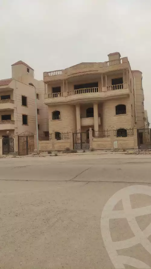 https://aqarmap.com.eg/en/listing/5989357-for-sale-cairo-new-cairo-el-diplomaseen