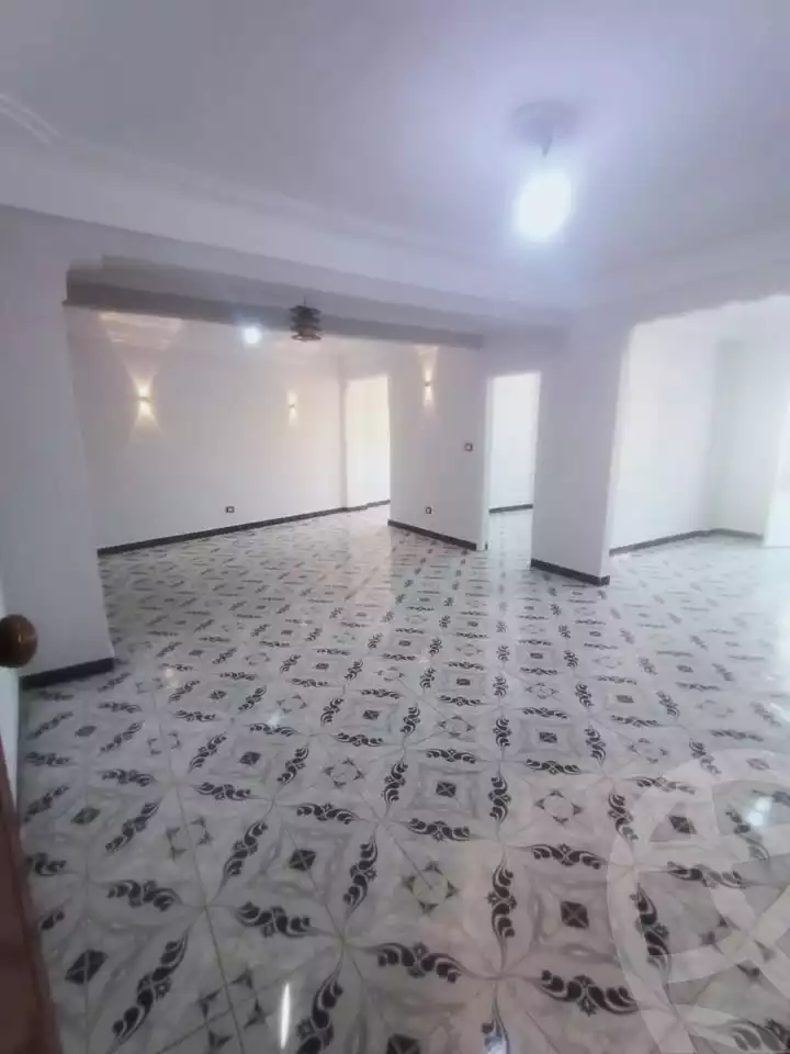 https://aqarmap.com.eg/ar/listing/5989541-for-sale-alexandria-l-jmy-lbytsh-el-hay-st