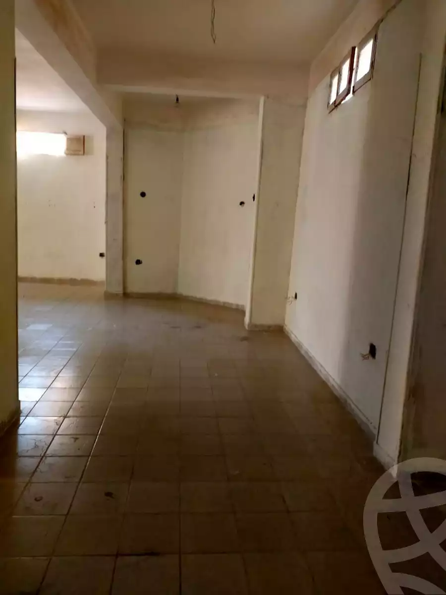 https://aqarmap.com.eg/en/listing/5991901-for-rent-cairo-new-cairo-first-settlement-neighbourhood-9-el-shaheed-mohammed-makkawi-st