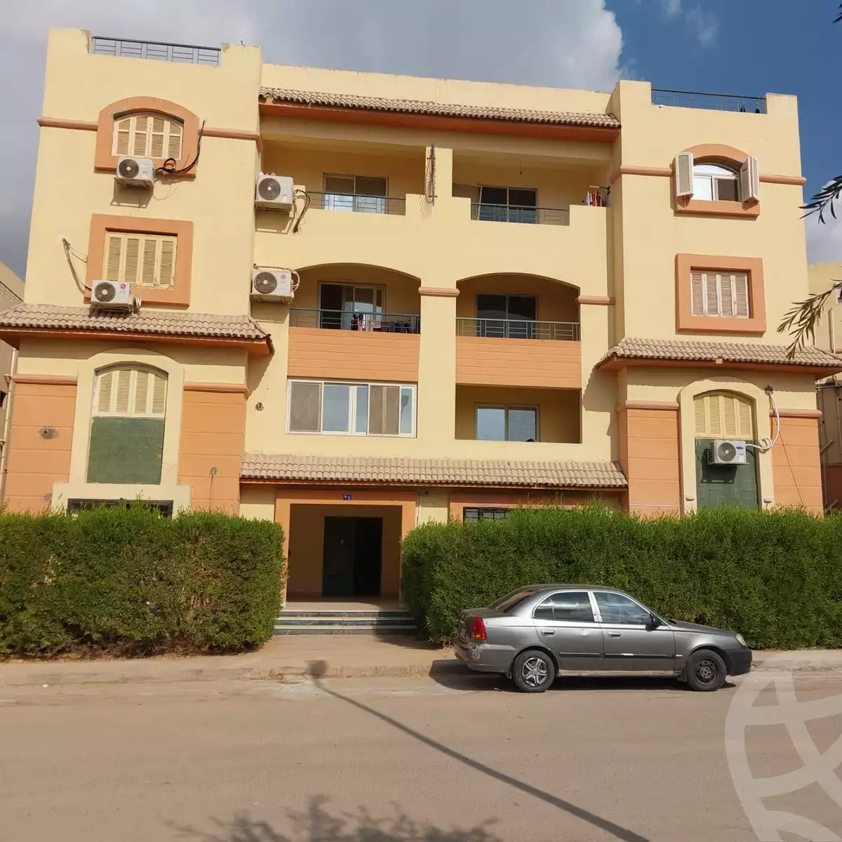 https://aqarmap.com.eg/en/listing/5992144-for-sale-cairo-6th-of-october-hadaeq-october-kmbwnd-fy-hdyq-ktwbr-el-rayat-residence