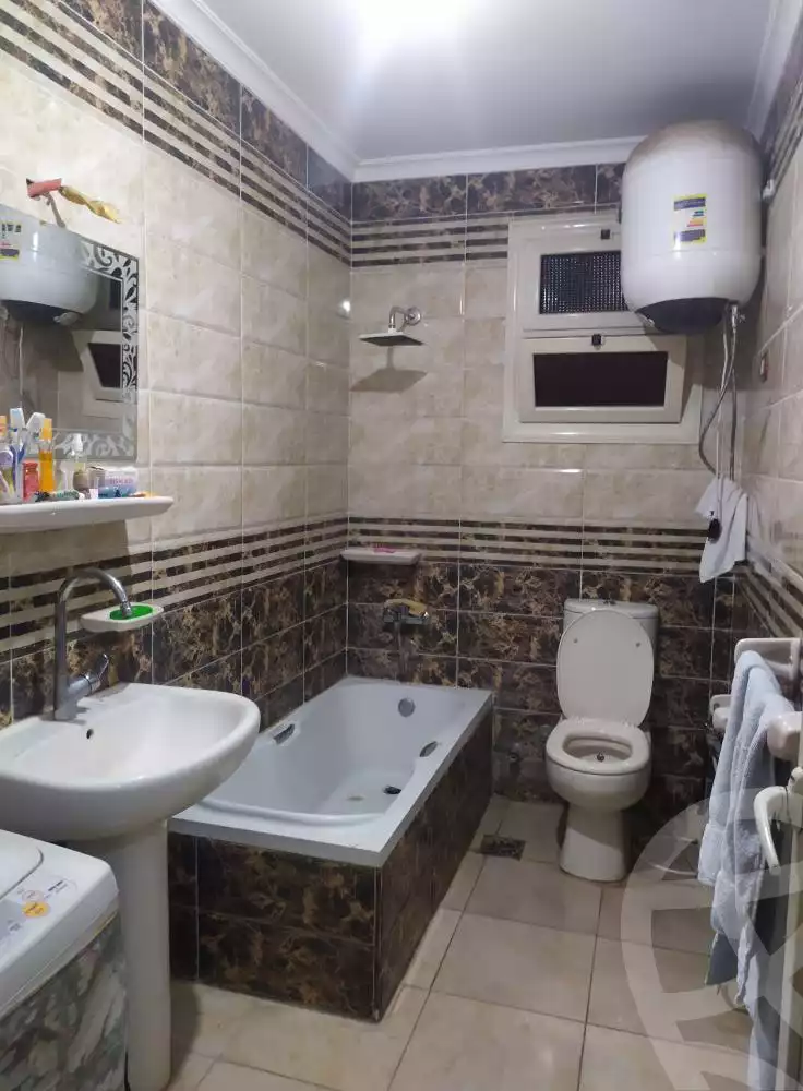 https://aqarmap.com.eg/en/listing/5992699-for-sale-cairo-ain-shams-ain-shams-el-sharkia-el-eshrein-stt