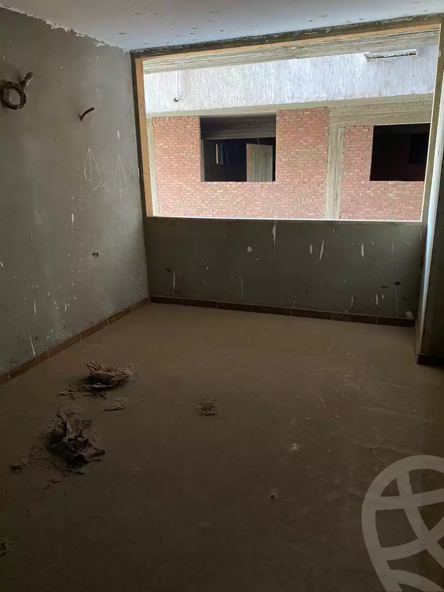 https://aqarmap.com.eg/en/listing/5993002-for-sale-qalyubia-shubra-el-khaima-shubra-el-khaima-city-ismailia-canal-st