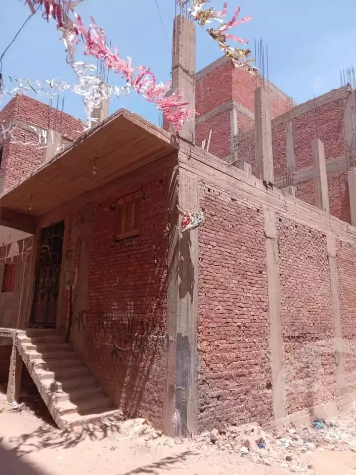 https://aqarmap.com.eg/ar/listing/5993594-for-sale-qalyubia-el-khanka-arab-el-ayayda
