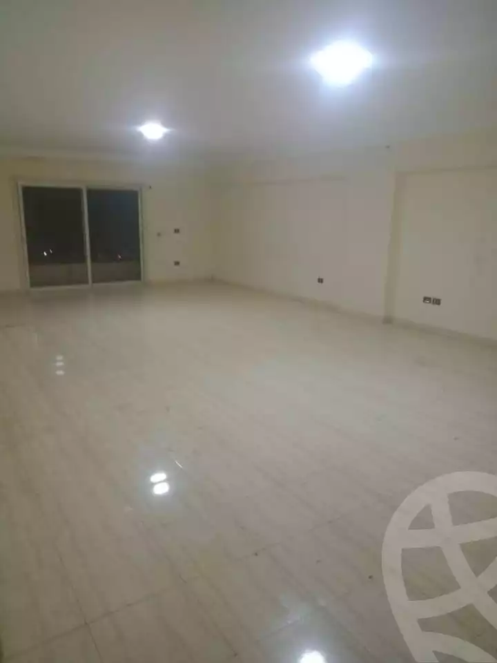 https://aqarmap.com.eg/en/listing/5994248-for-rent-cairo-mokattam-lhdb-l-ly