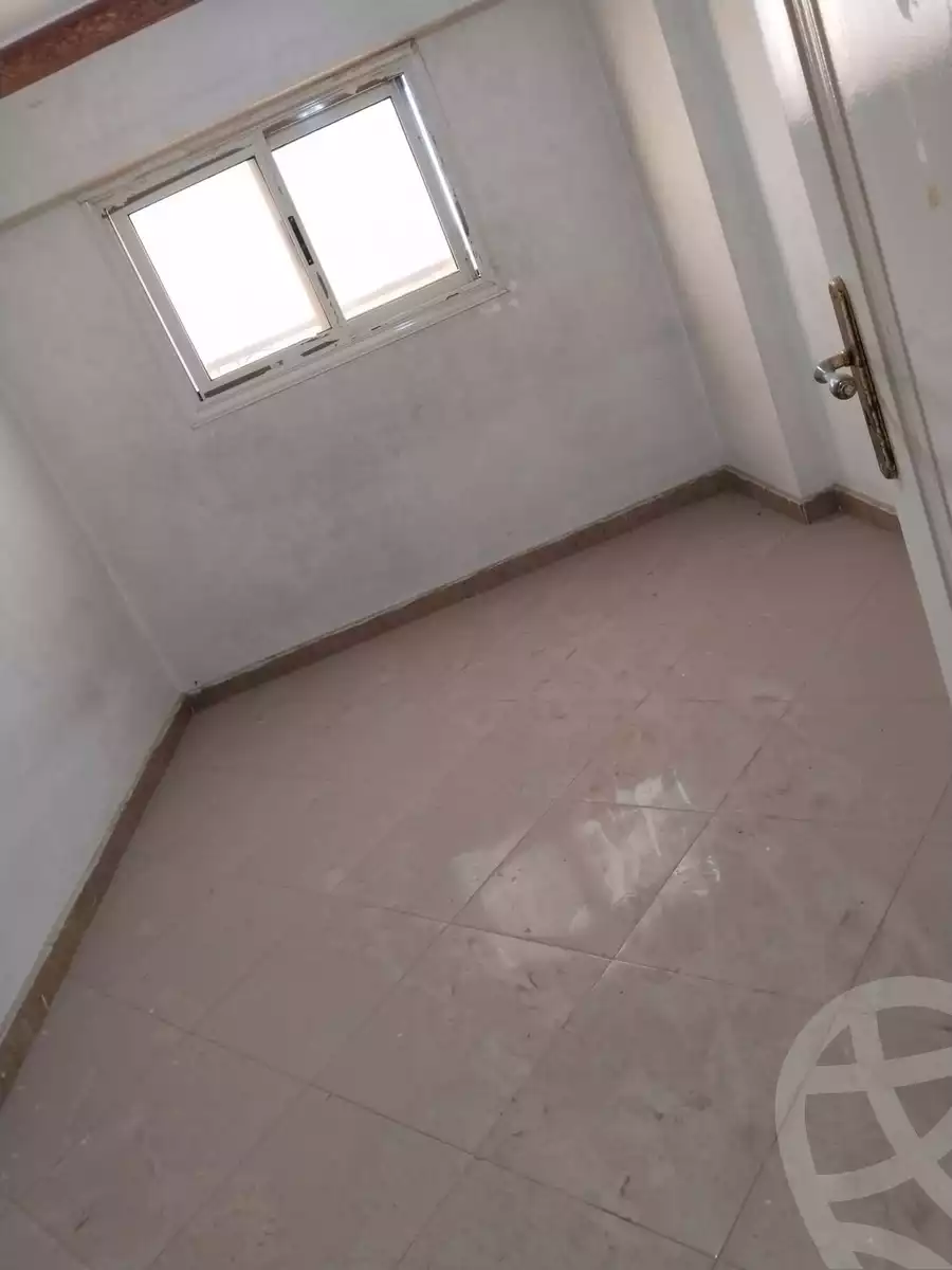 https://aqarmap.com.eg/en/listing/5995137-for-rent-qalyubia-shubra-el-khaima-shubra-el-khaima-city-ismailia-canal-st