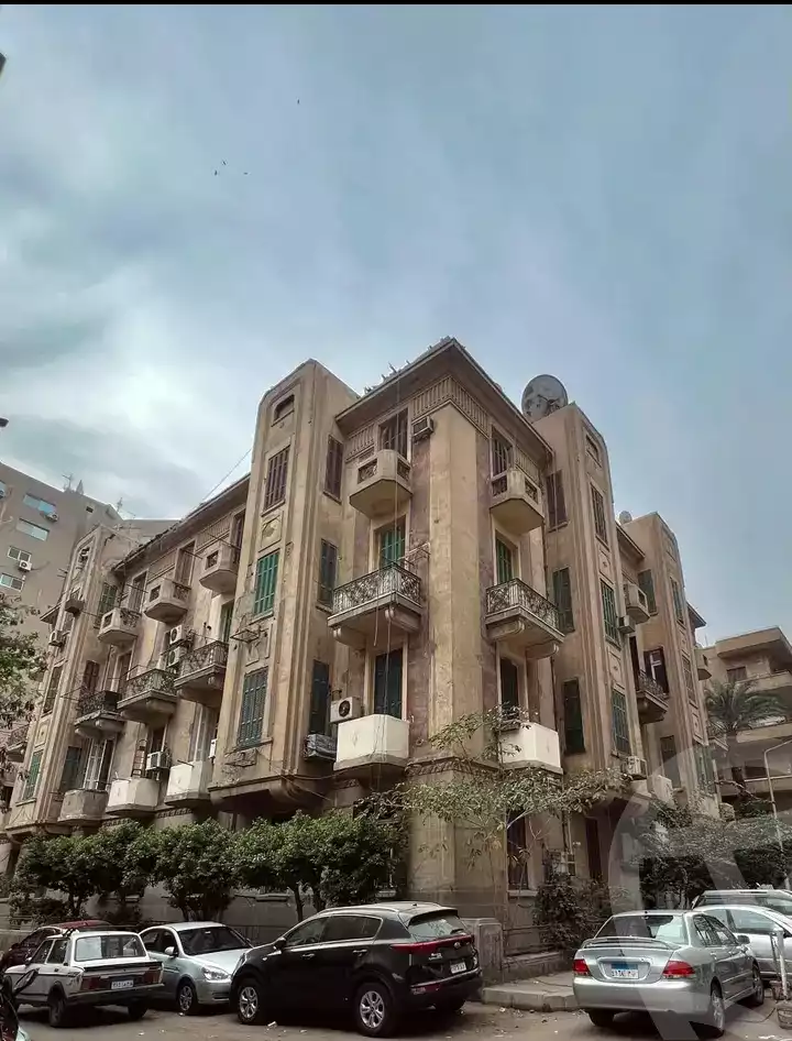 https://aqarmap.com.eg/en/listing/5996680-for-sale-cairo-ljyz-shareaa-morad  charel degol