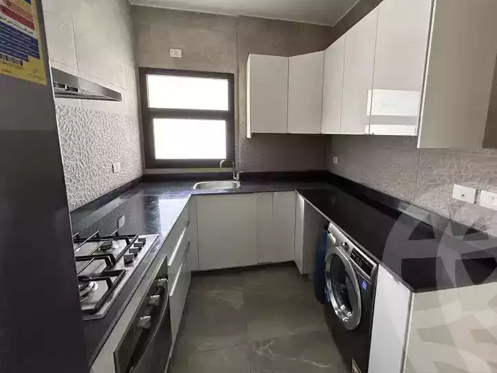 https://aqarmap.com.eg/en/listing/5996571-for-sale-cairo-new-cairo-compounds-fifth-square