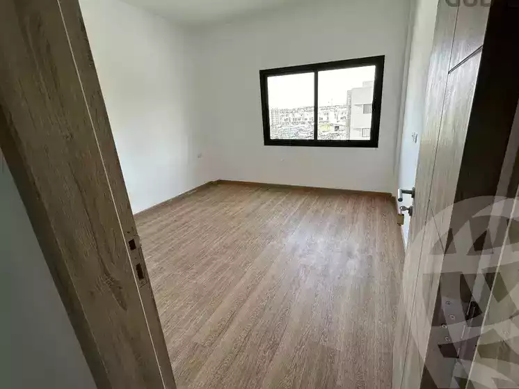 https://aqarmap.com.eg/en/listing/5996571-for-sale-cairo-new-cairo-compounds-fifth-square