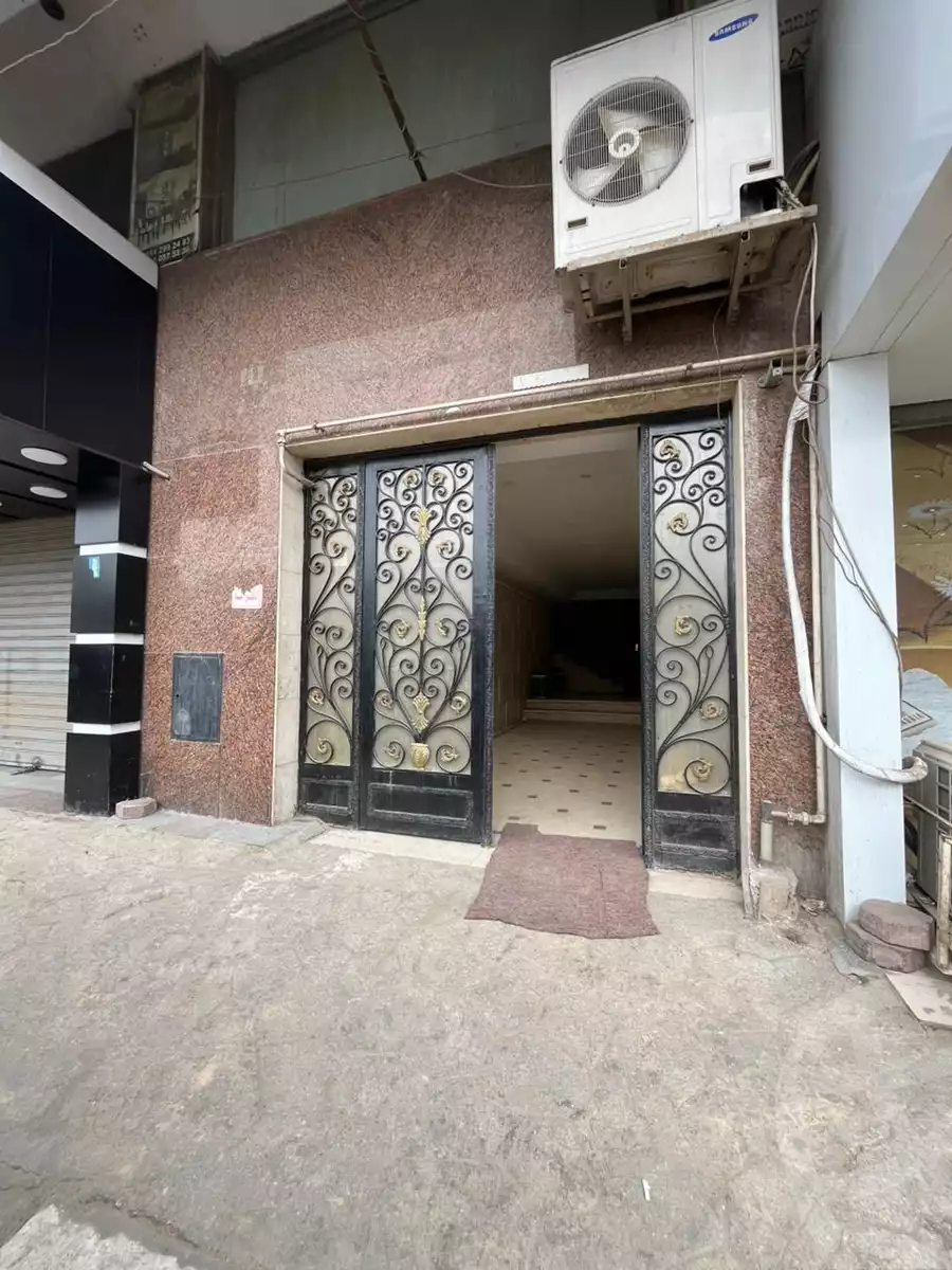https://aqarmap.com.eg/en/listing/5998319-for-sale-cairo-mokattam-lhdb-l-ly-shareaa-9