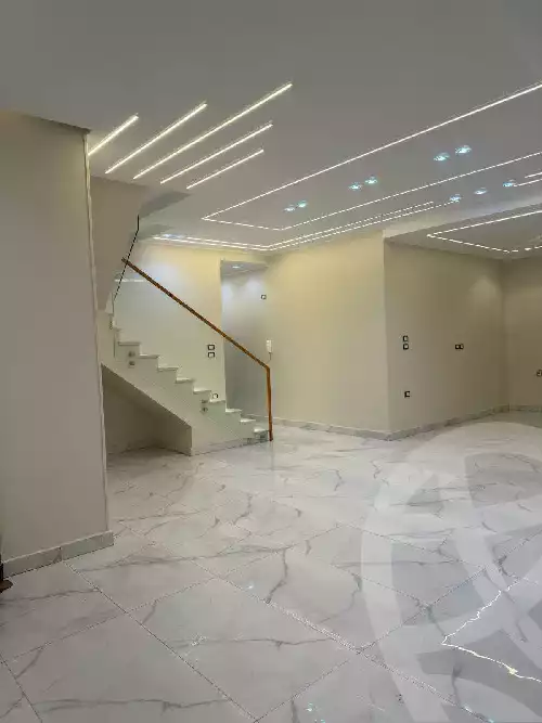 https://aqarmap.com.eg/en/listing/5998437-for-rent-cairo-new-cairo-90th-street-90th-after-auc
