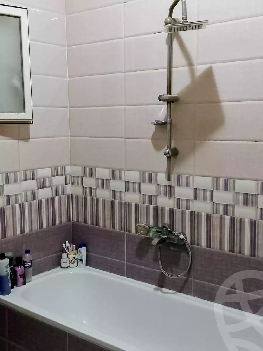 https://aqarmap.com.eg/en/listing/5998591-for-sale-cairo-helwan-mnshy-yn-hlwn-el-tawheed-st