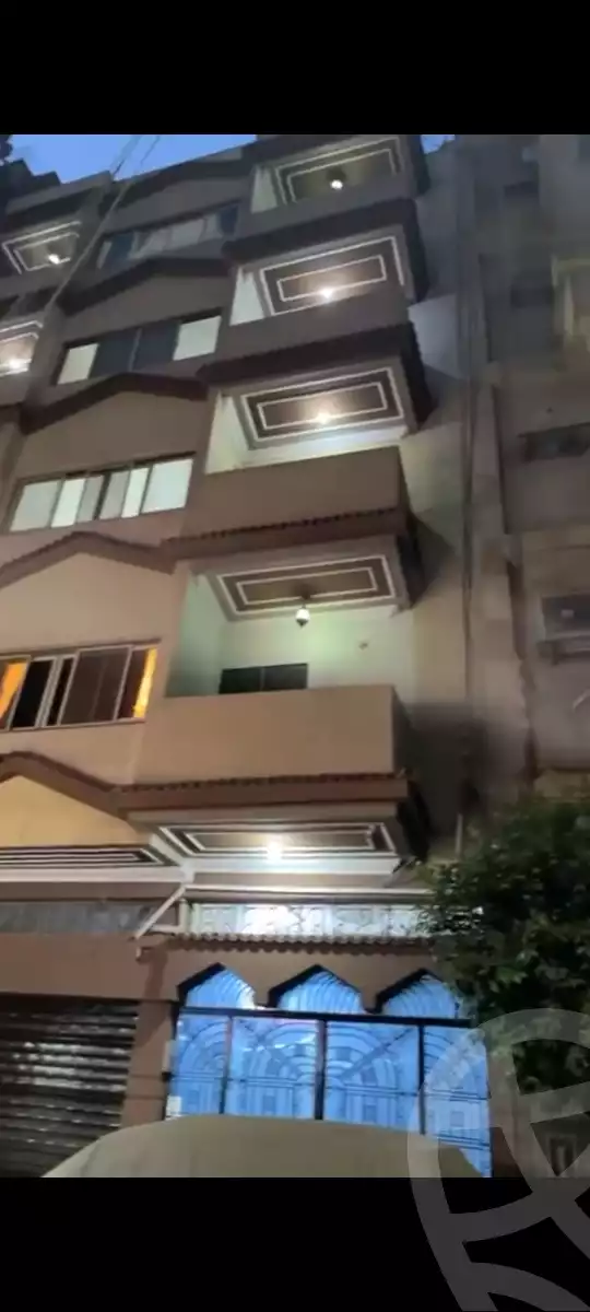 https://aqarmap.com.eg/en/listing/6000443-for-sale-gharbia-tanta-tanta-city-al-helw-st