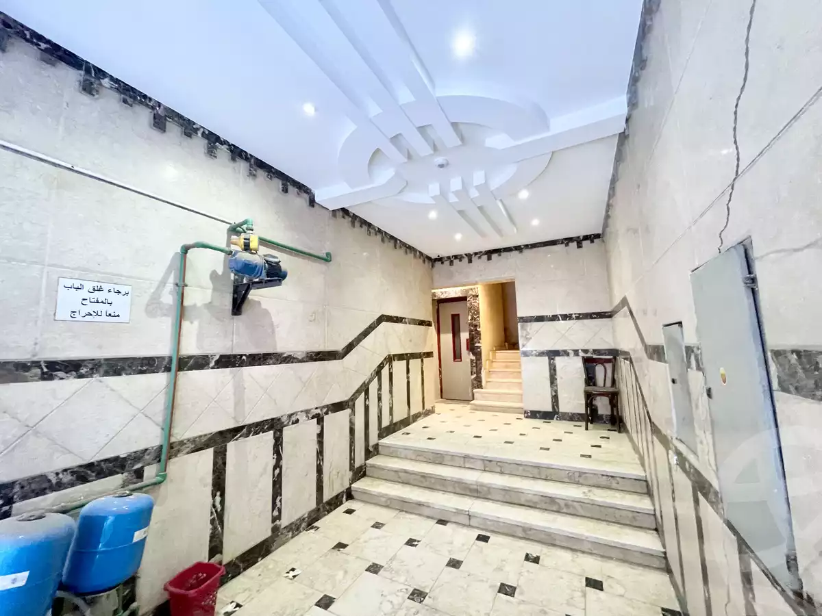https://aqarmap.com.eg/en/listing/5702685-for-sale-cairo-shoubra-el-mzalat-mostafa-darwish-st