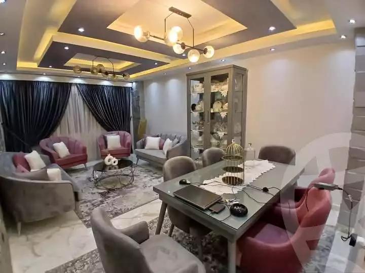 https://aqarmap.com.eg/en/listing/6001047-for-sale-cairo-mokattam-compounds-kmbwnd-jwldn-jyts