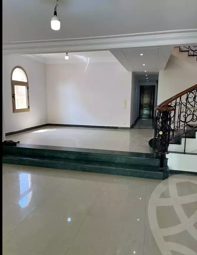 https://aqarmap.com.eg/en/listing/6001941-for-sale-cairo-mokattam-lhdb-l-ly-el-madina-el-monawara-st