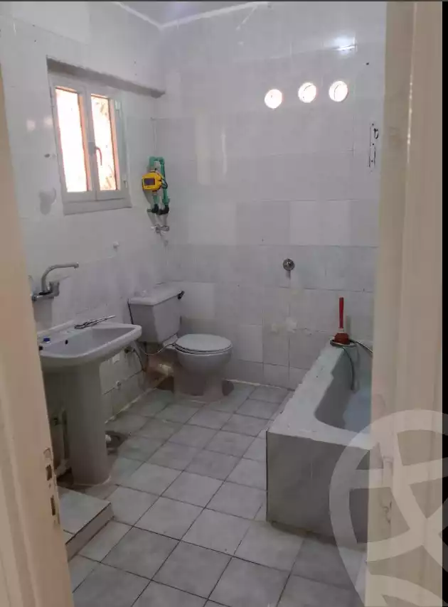 https://aqarmap.com.eg/en/listing/6003586-for-sale-alexandria-l-jmy-lbytsh-al-aeda-al-kadema-st