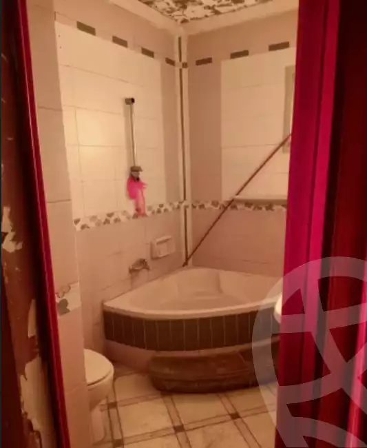 https://aqarmap.com.eg/ar/listing/6004212-for-sale-alexandria-bolekly-wnjdt