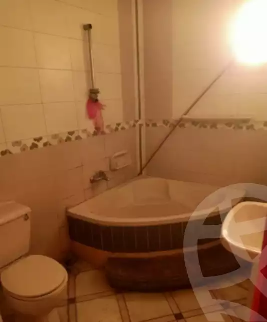 https://aqarmap.com.eg/ar/listing/6004212-for-sale-alexandria-bolekly-wnjdt