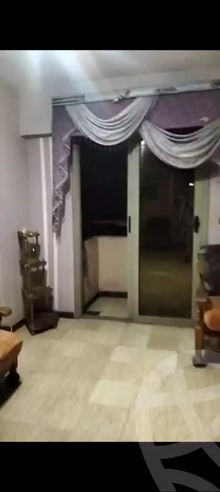 https://aqarmap.com.eg/en/listing/6005515-for-sale-alexandria-camp-cesar-al-anba-younis-st