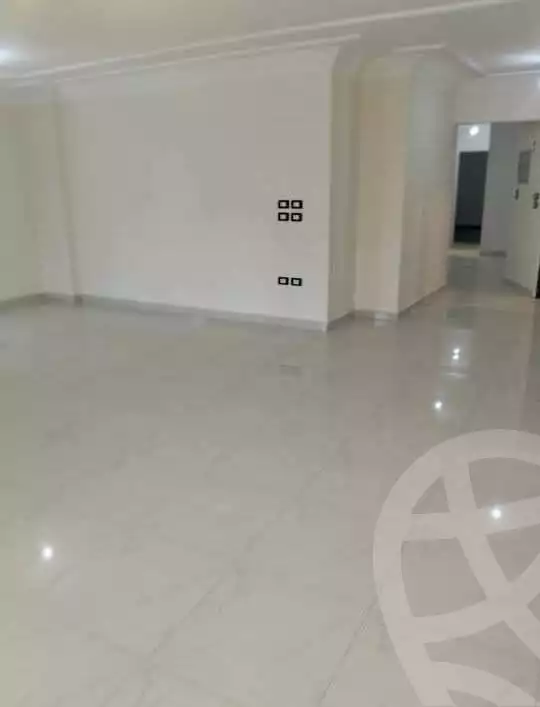 https://aqarmap.com.eg/ar/listing/6006037-for-rent-cairo-mokattam-lhdb-l-ly-shareaa-9