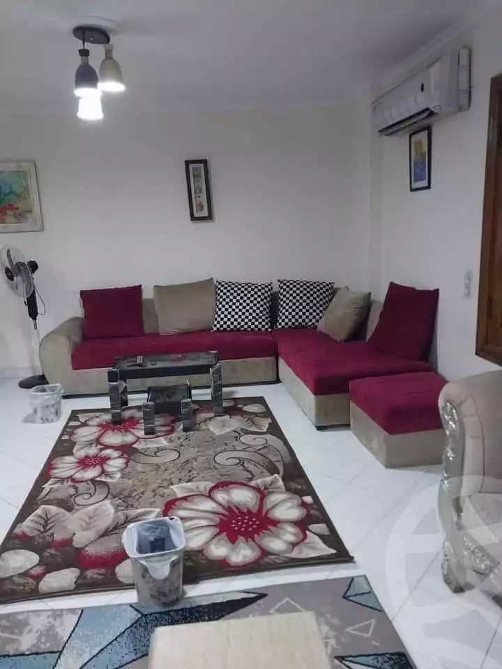 https://aqarmap.com.eg/en/listing/6006683-for-rent-cairo-mokattam-lhdb-l-ly-shareaa-9