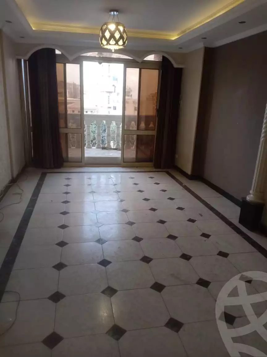 https://aqarmap.com.eg/en/listing/6006731-for-sale-cairo-mokattam-lhdb-l-ly-shareaa-9
