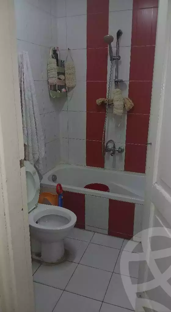 https://aqarmap.com.eg/en/listing/6006734-for-sale-cairo-shoubra-el-sahel-emtedad-ahmed-helmy-st