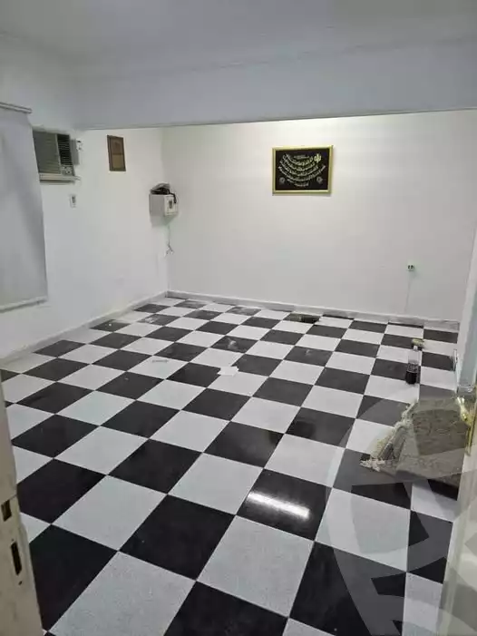 https://aqarmap.com.eg/en/listing/6007363-for-rent-cairo-mokattam-lhdb-l-ly
