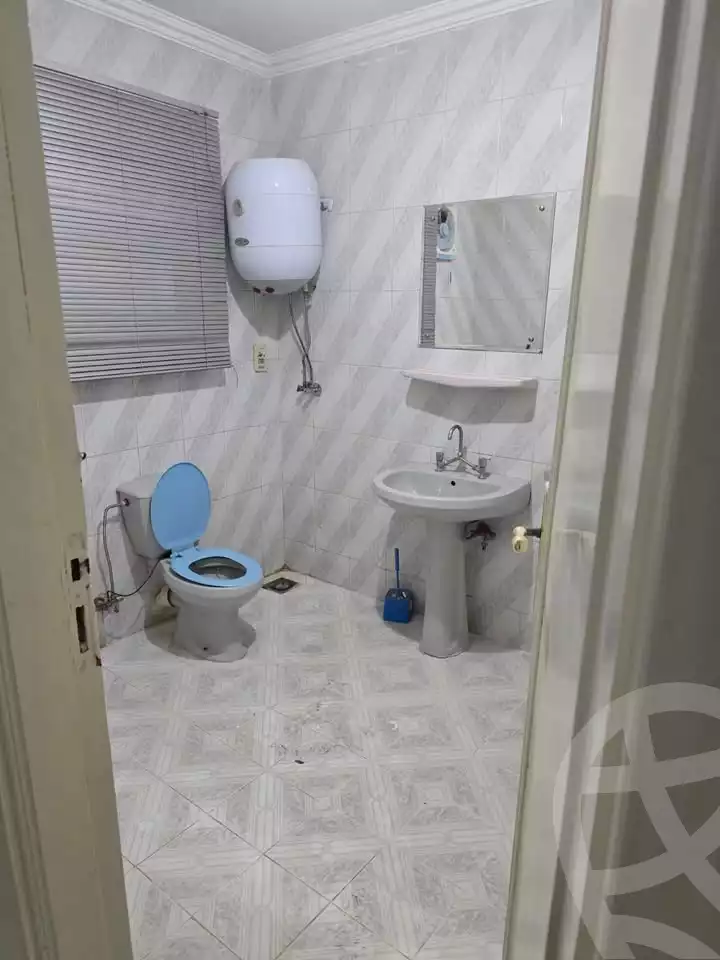 https://aqarmap.com.eg/en/listing/6007844-for-rent-cairo-mokattam-lhdb-l-ly